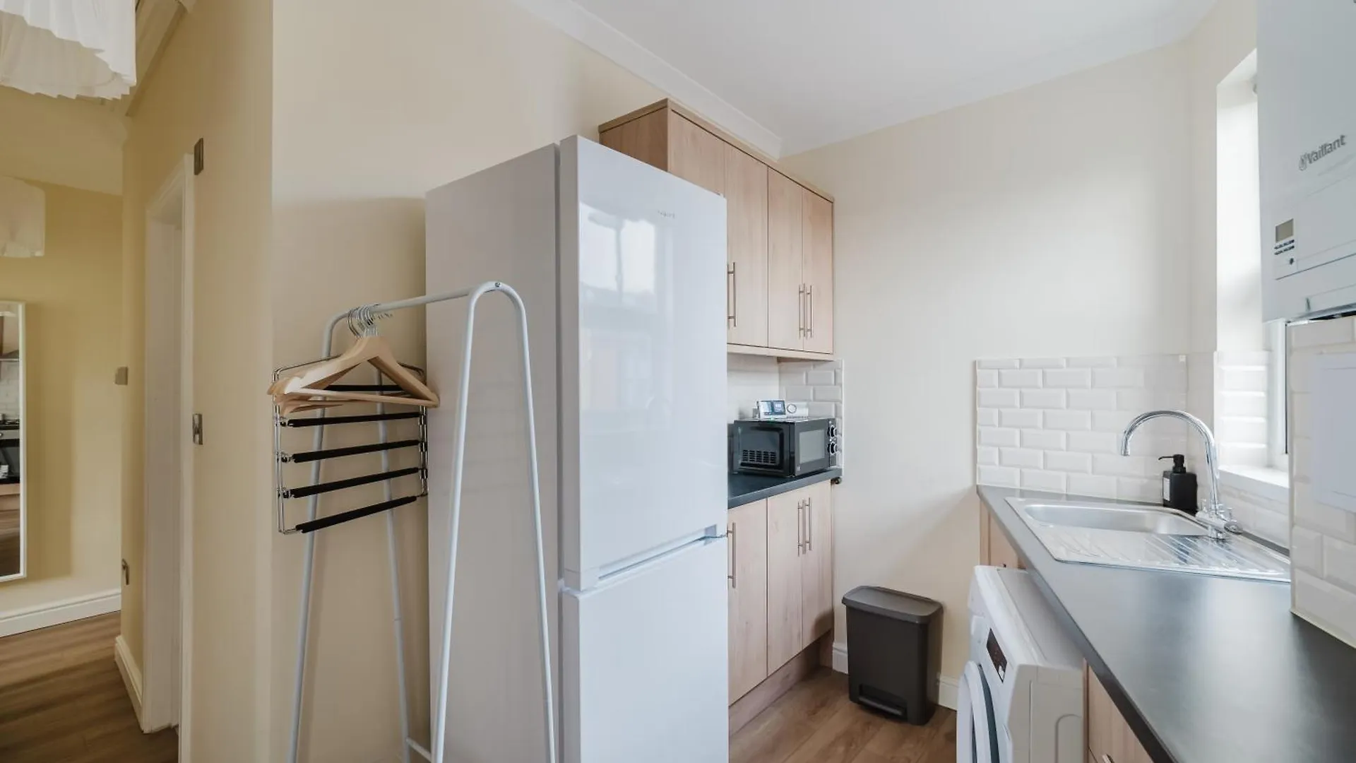 Modern Cosy Corner Flat 3 Bed And Loft Sleep 7 People Apartment London
