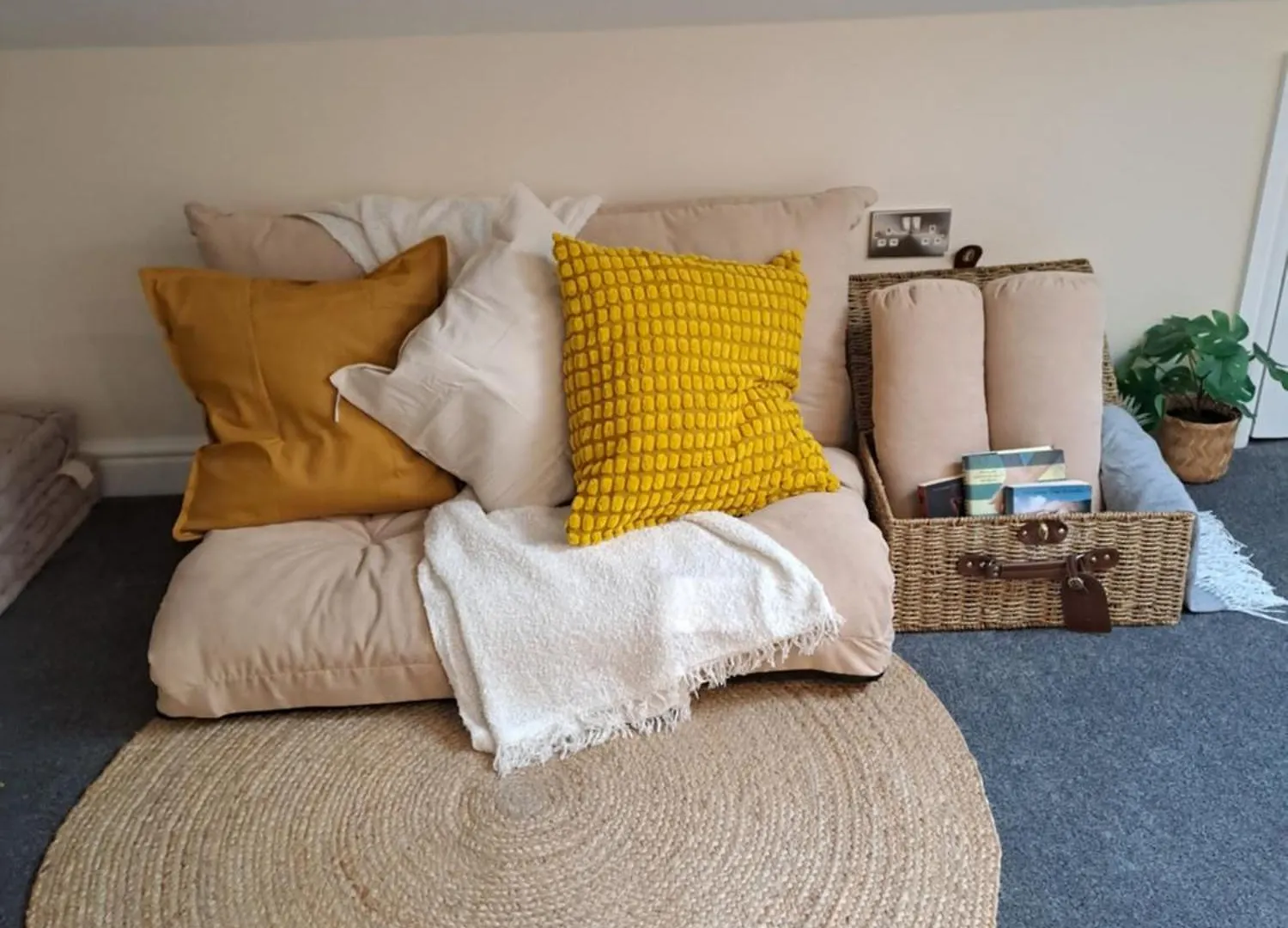 Modern Cosy Corner Flat 3 Bed And Loft Sleep 7 People Apartment London