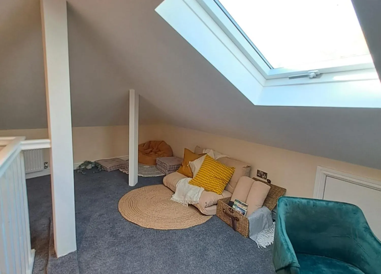 Modern Cosy Corner Flat 3 Bed And Loft Sleep 7 People Apartment London